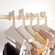 Load image into Gallery viewer, Hoppi Wooden Hanger . Set of 5