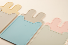 Load image into Gallery viewer, BearBun Mini DuoMats . Sandy / Rose Smoke
